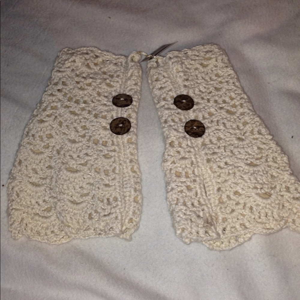 Wrist warmers